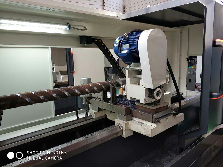 刻槽鉆桿專用數(shù)控旋風銑