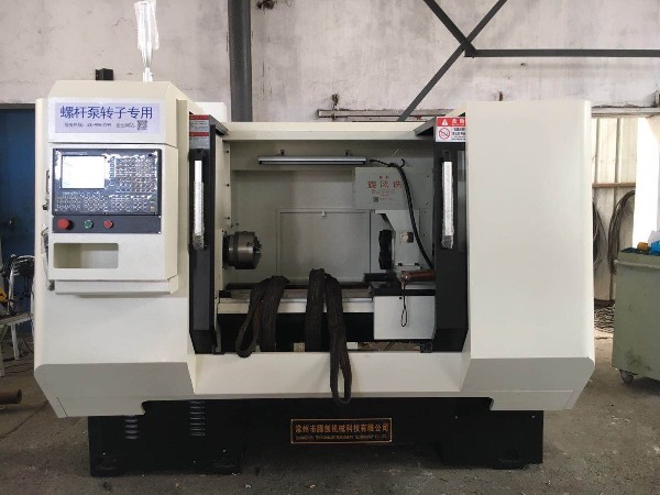 蝸桿數(shù)控旋風(fēng)銑（改造版）廣東瑞榮客戶現(xiàn)場